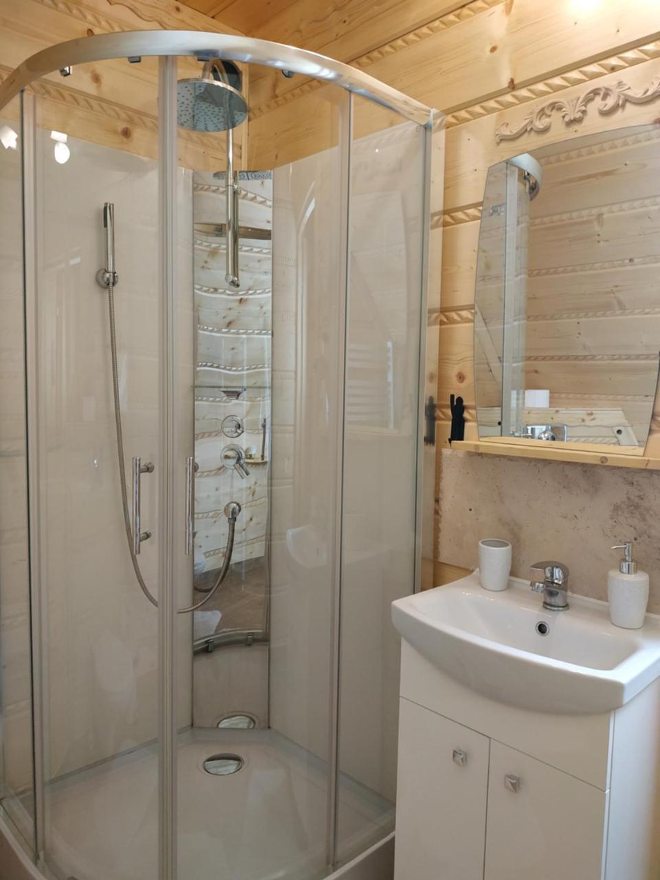 Bukowianska Ostoja - Sauna, Jacuzzi I Balia W Ofercie Буковина Татжанска Екстериор снимка
